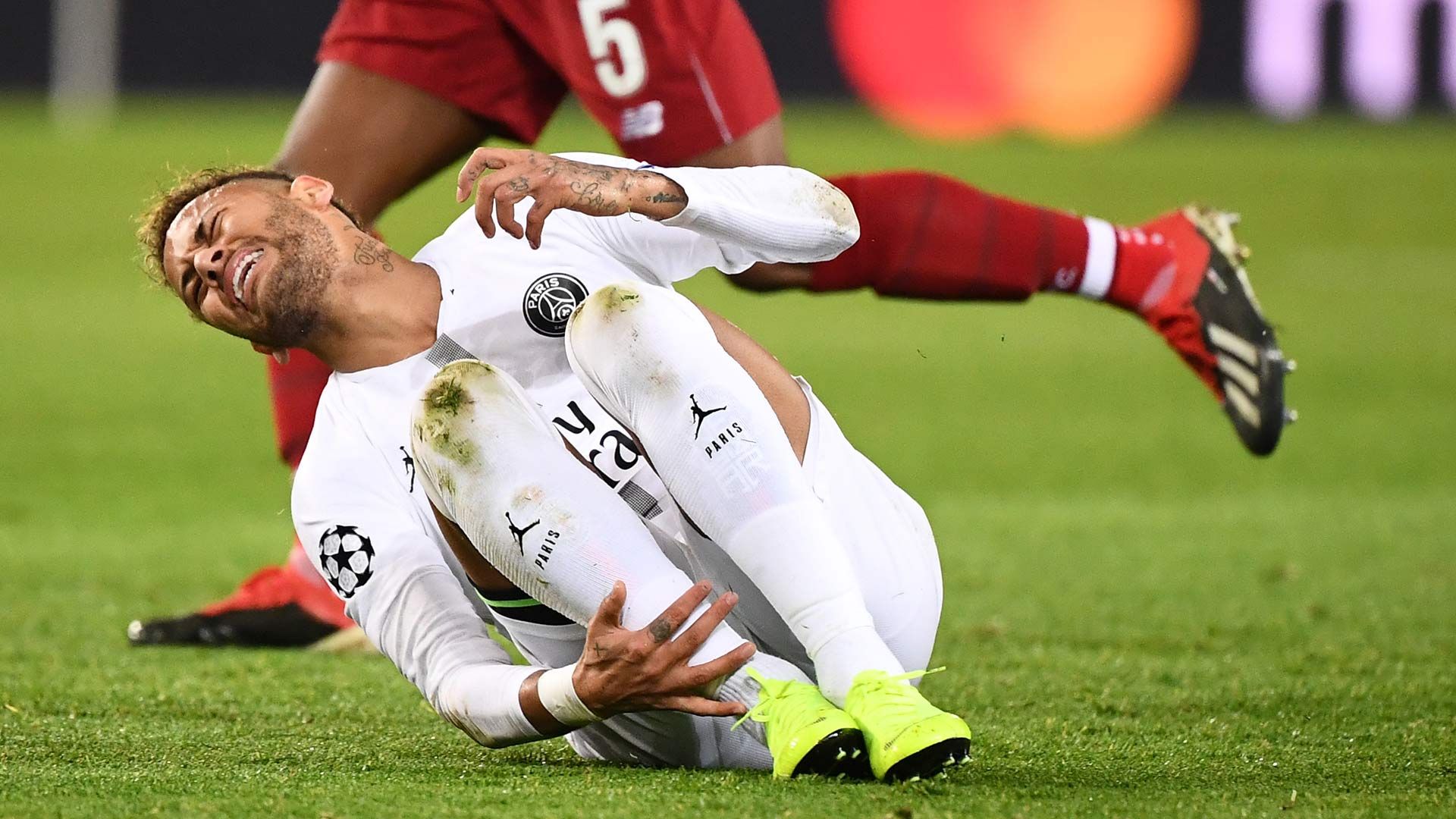 2018_11_29_neymar