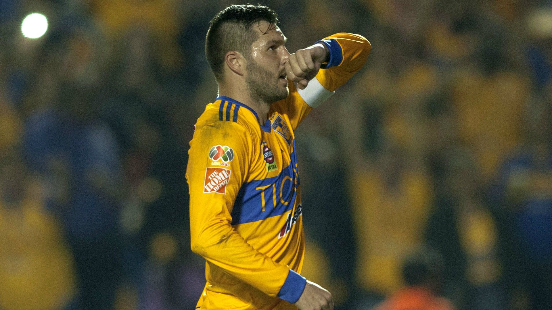 André-Pierre Gignac Tigres 071217