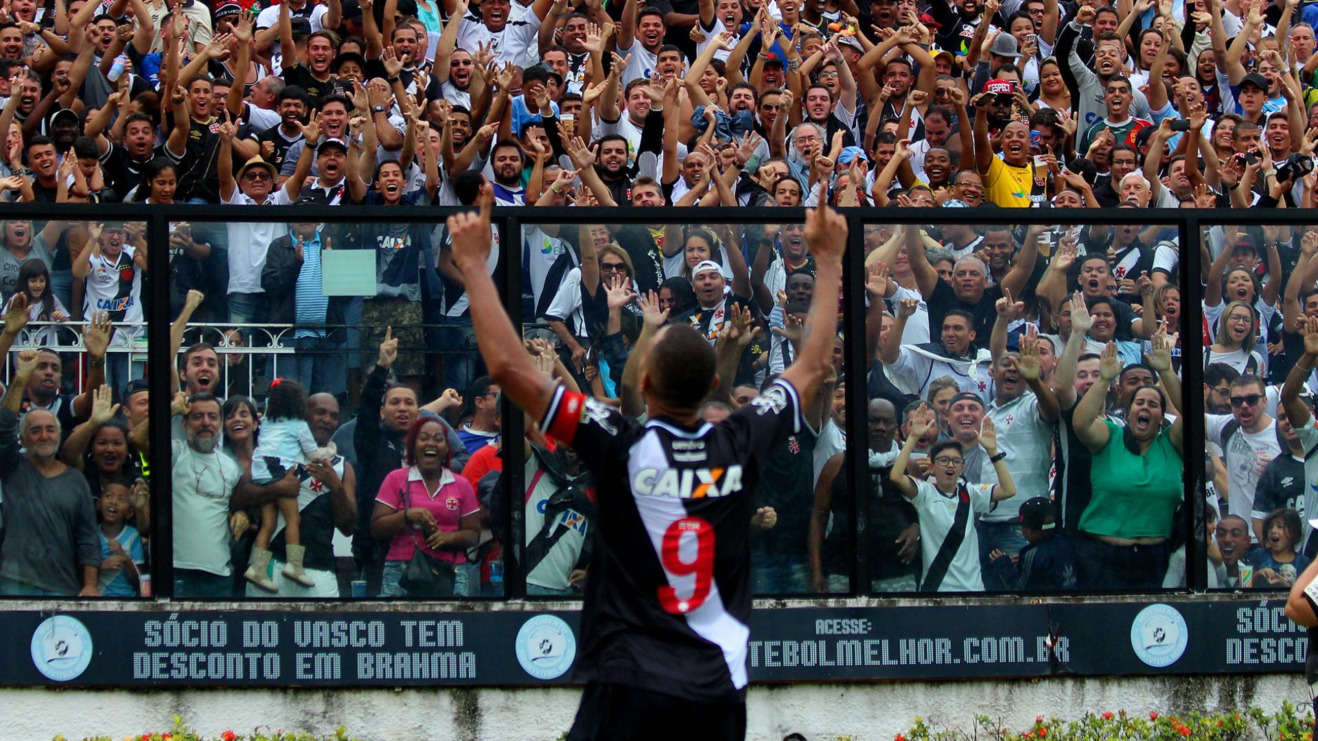 Luis Fabiano Vasco Bahia Brasileirão Serie A 22 05 2017