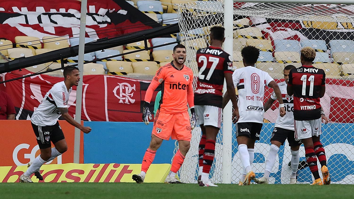 Tiago Volpi São Paulo Flamengo Maracanã 01112020