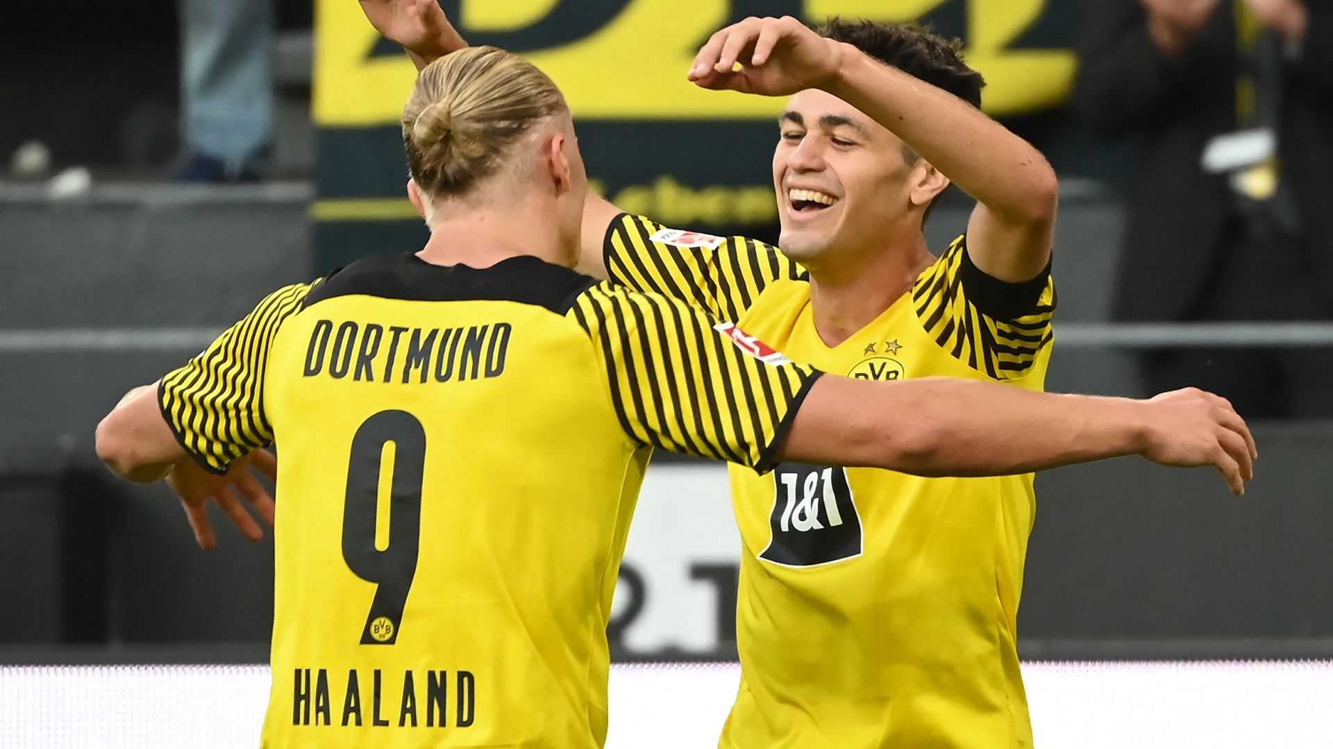 Erling Haaland Giovanni Reyna Borussia Dortmund 2021-22