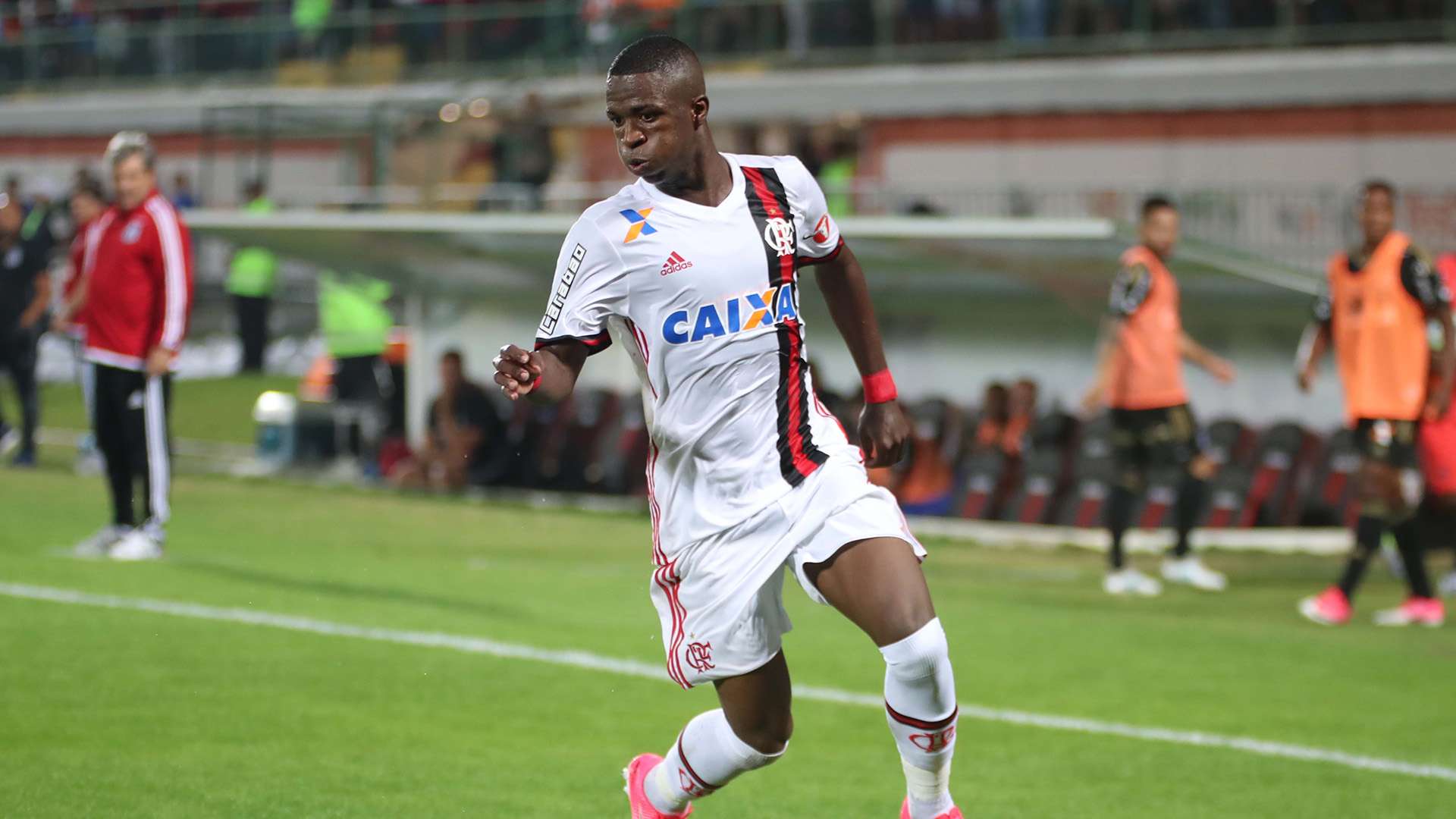 Vinicius Junior Flamengo Ponte Preta Brasileirao Serie A 14062017