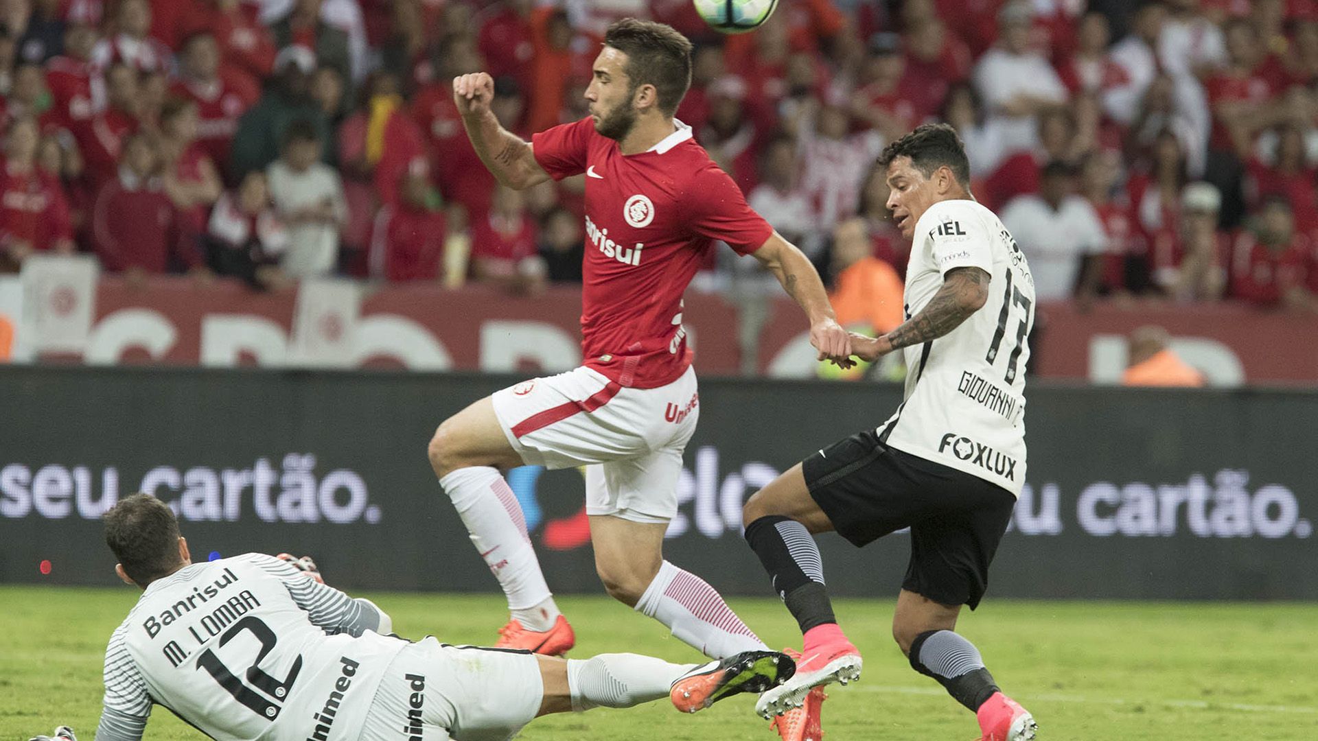 Lomba Leo Ortiz Giovanni Augusto Internacional Corinthians Copa do Brasil 12042017