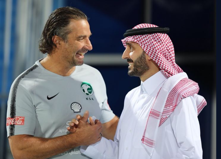 قصي الفواز - بيتزي