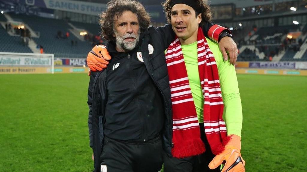 Ricardo Pereira, Ochoa