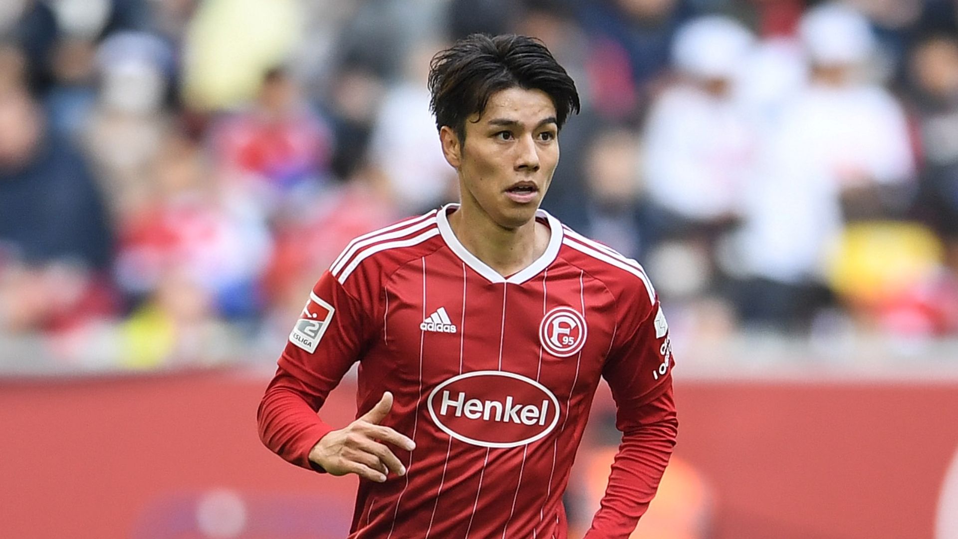 田中碧は日本に一時帰国…デュッセルドルフ監督が報告「少し離れ
