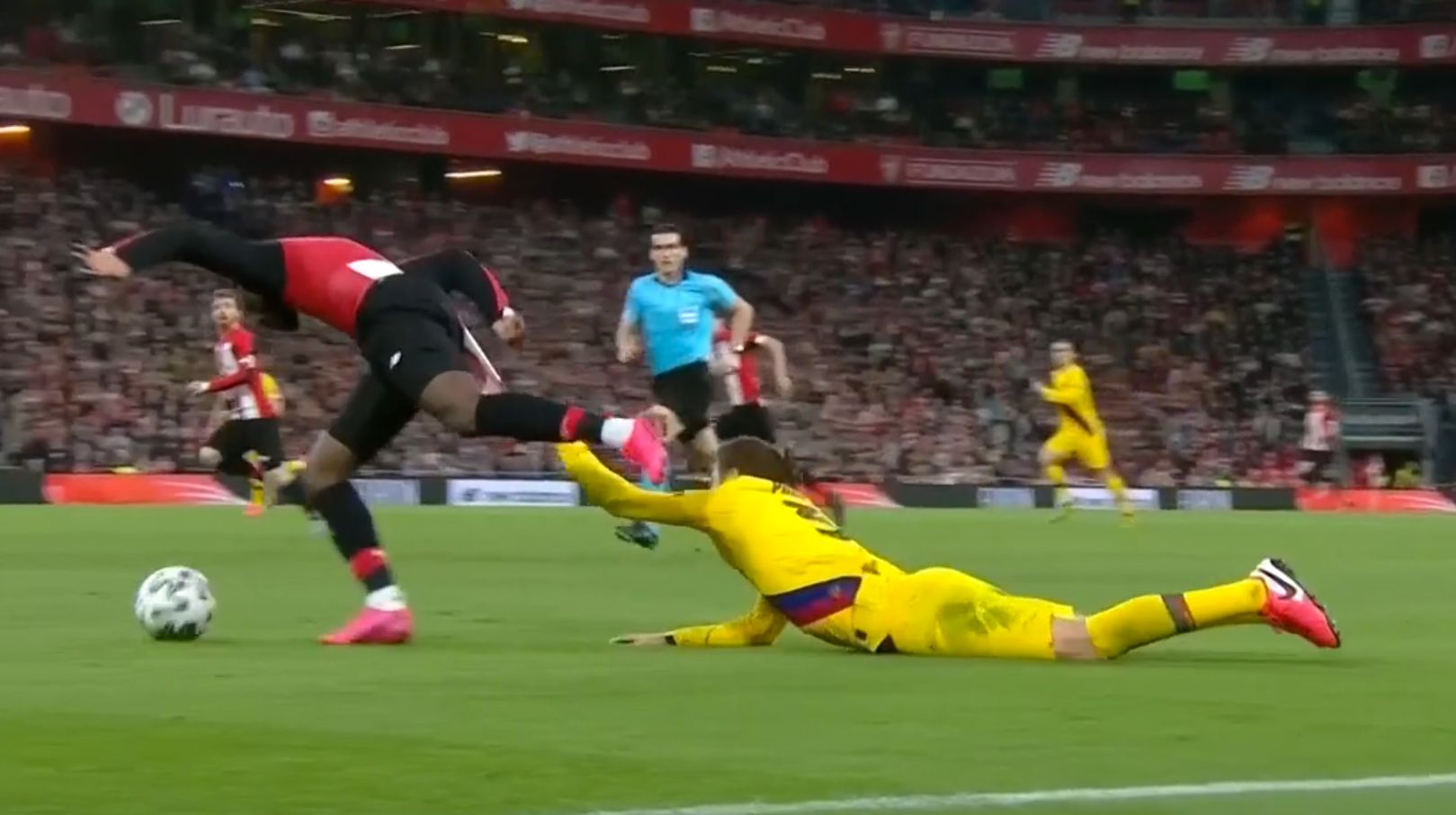 Inaki Wiloiams Gerard Pique Athletic Barcelona Copa del Rey 2020