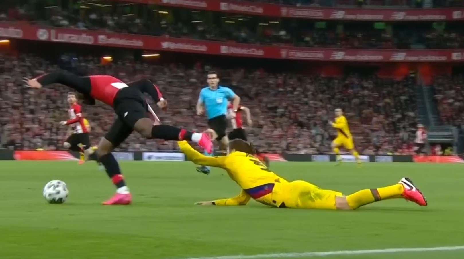 Inaki Wiloiams Gerard Pique Athletic Barcelona Copa del Rey 2020