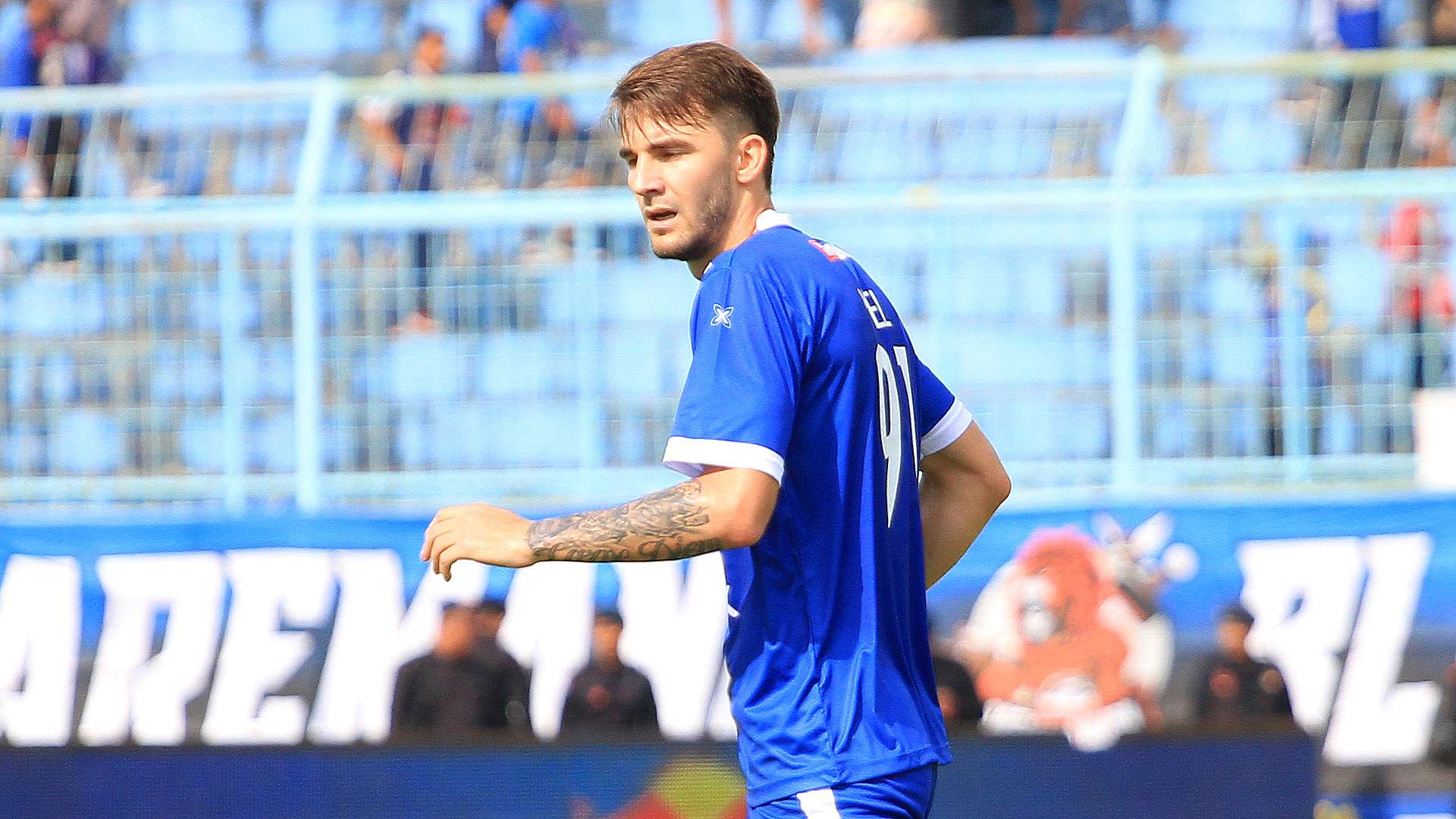 Pavel Smolyachenko - Arema FC