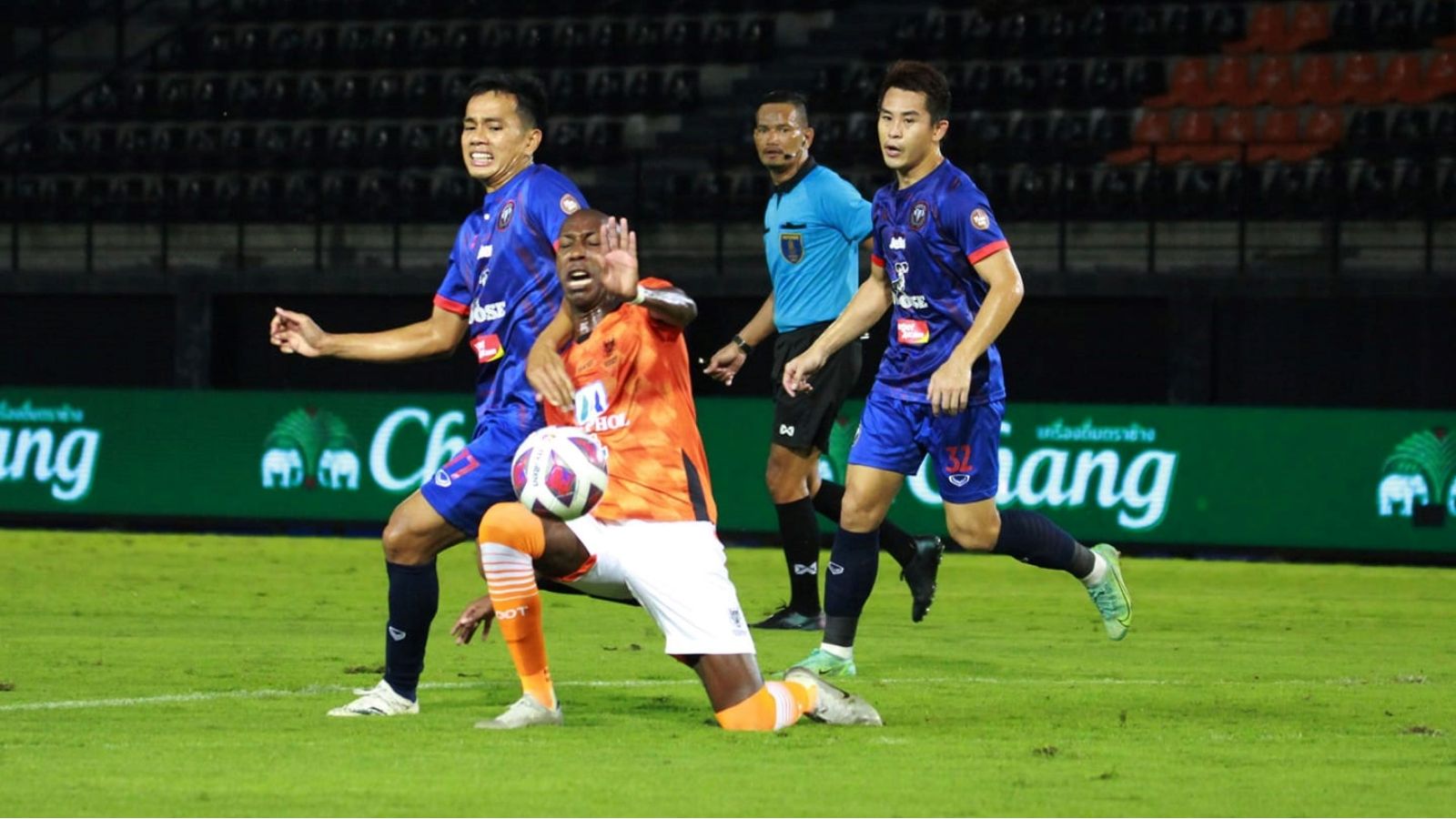 ราชบุรี มิตรผล - เชียงใหม่ ยูไนเต็ด : 2021