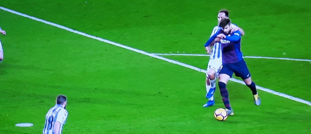 Pique penalti Barcelona Valladolid
