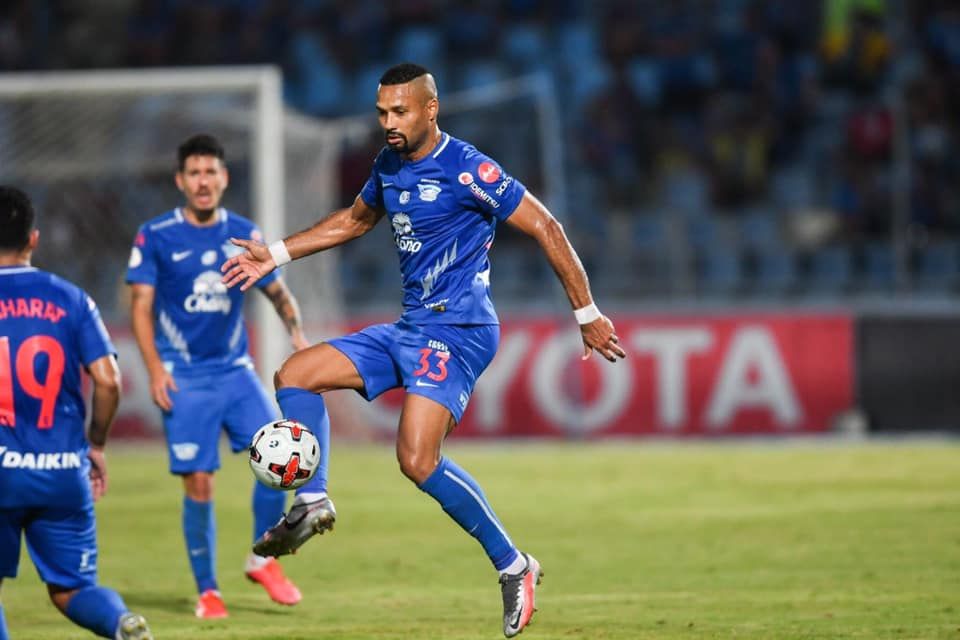 จูเนียร์ โลเปส