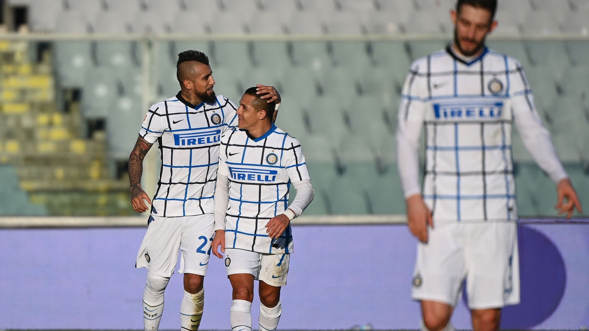 Arturo Vidal - Alexis Sánchez Fiorentina Inter