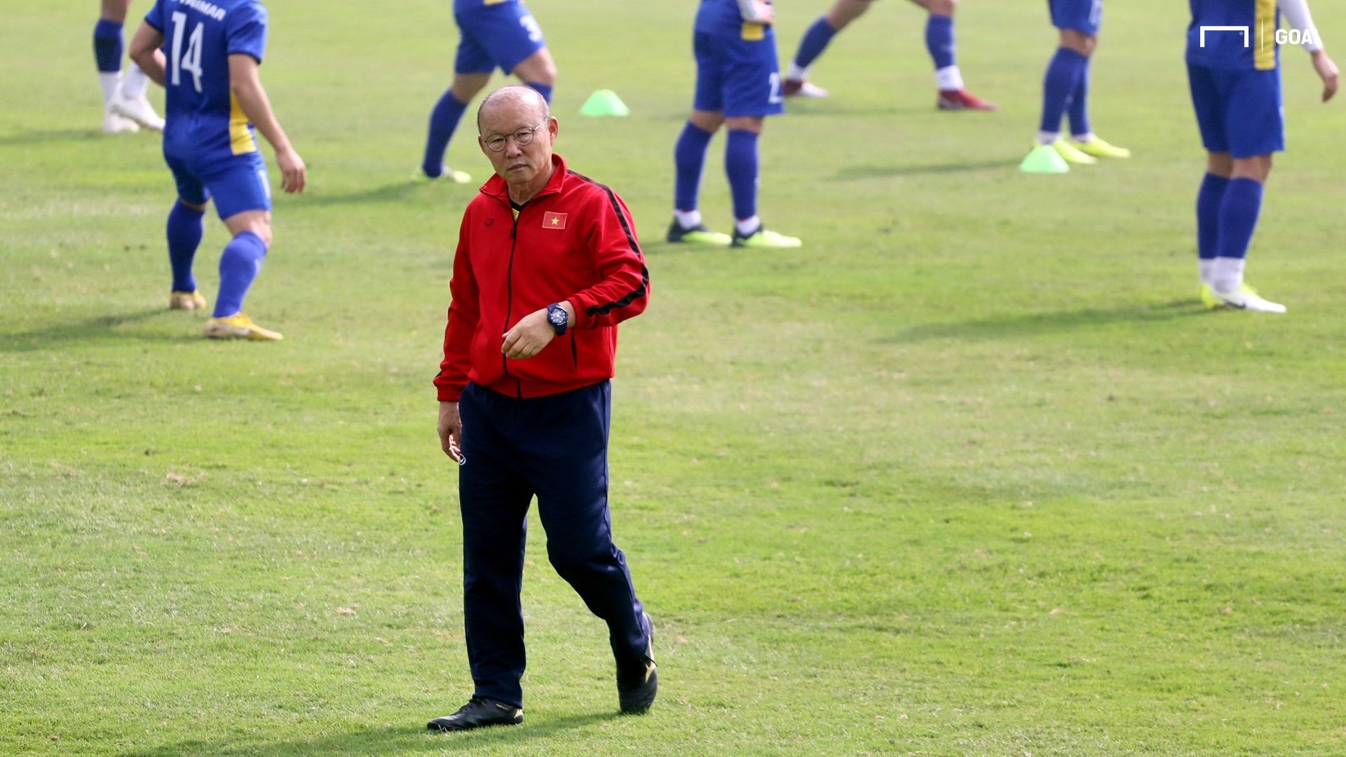 Tuyển Việt Nam tập luyện chiều 21/12