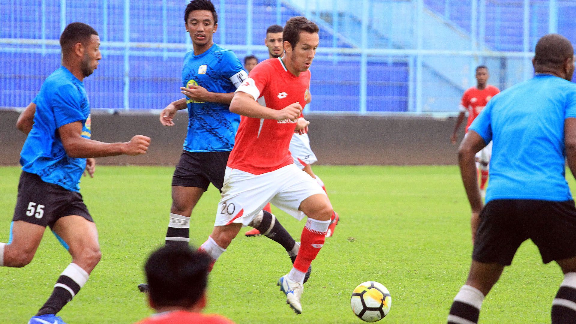 Nildo Victor Juffo - Semen Padang & Barito Putera