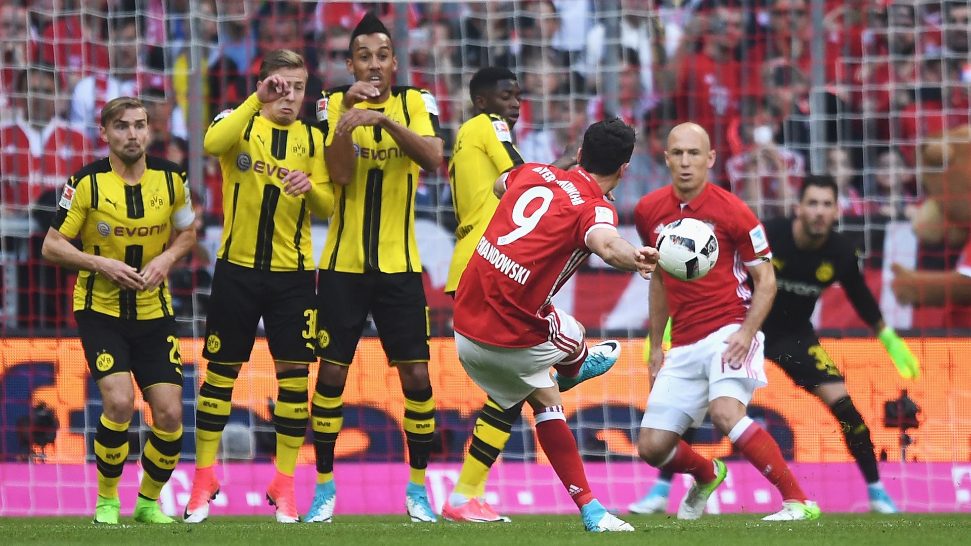 Lewandowski Dortmund Bayern 08042017