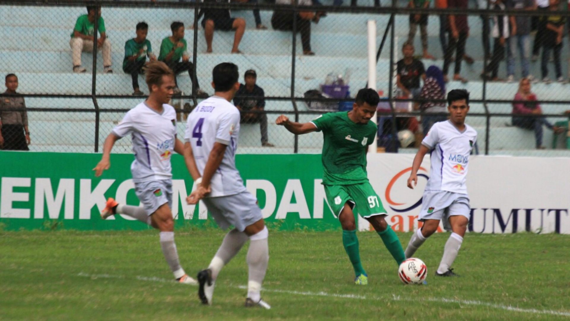PSMS Medan - Persita Tangerang