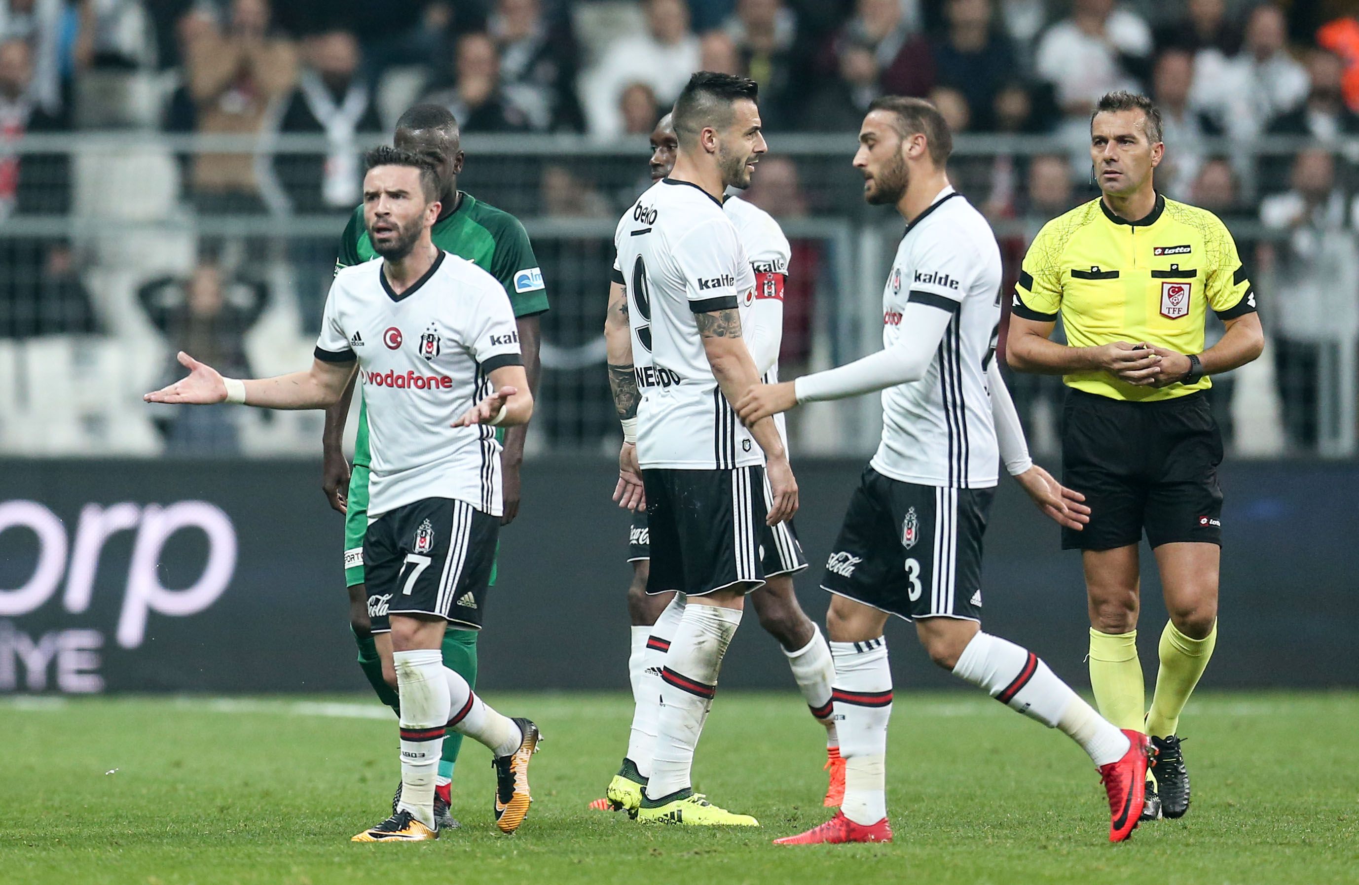 Besiktas Akhisarspor 11172017