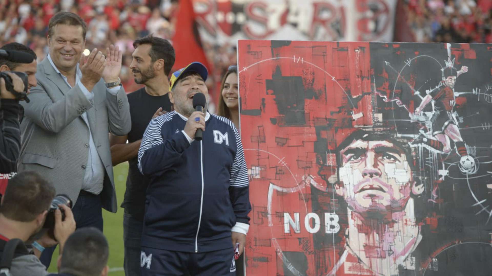 Diego Maradona Newells Gimnasia Superliga 29102019