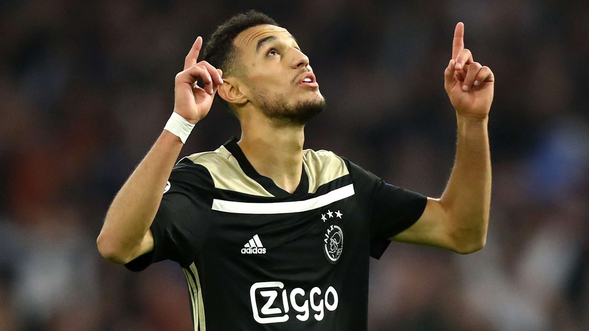 Noussair Mazraoui Ajax 2018-19