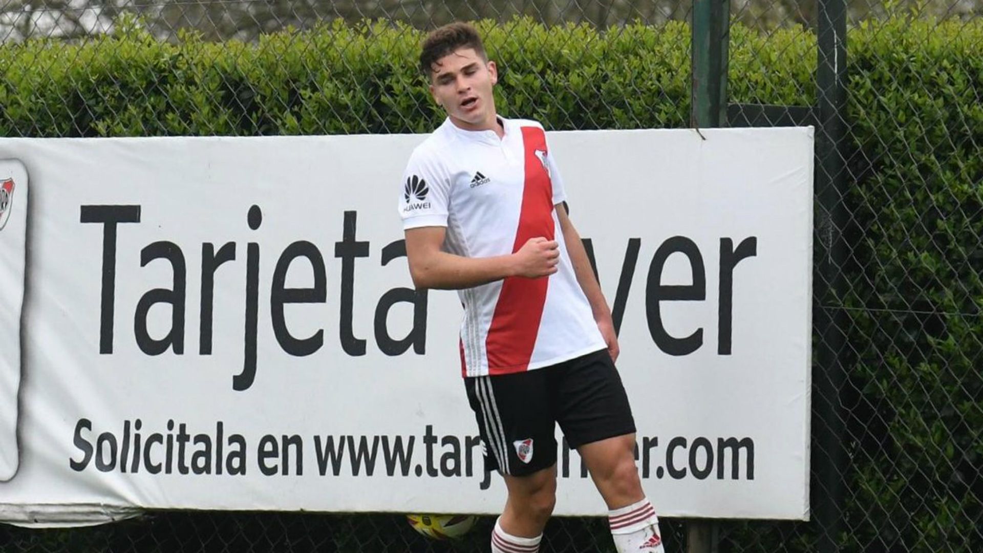 Julian Alvarez River Plate