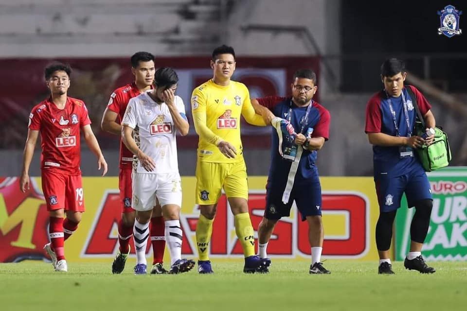 นริศ ทวีกุล