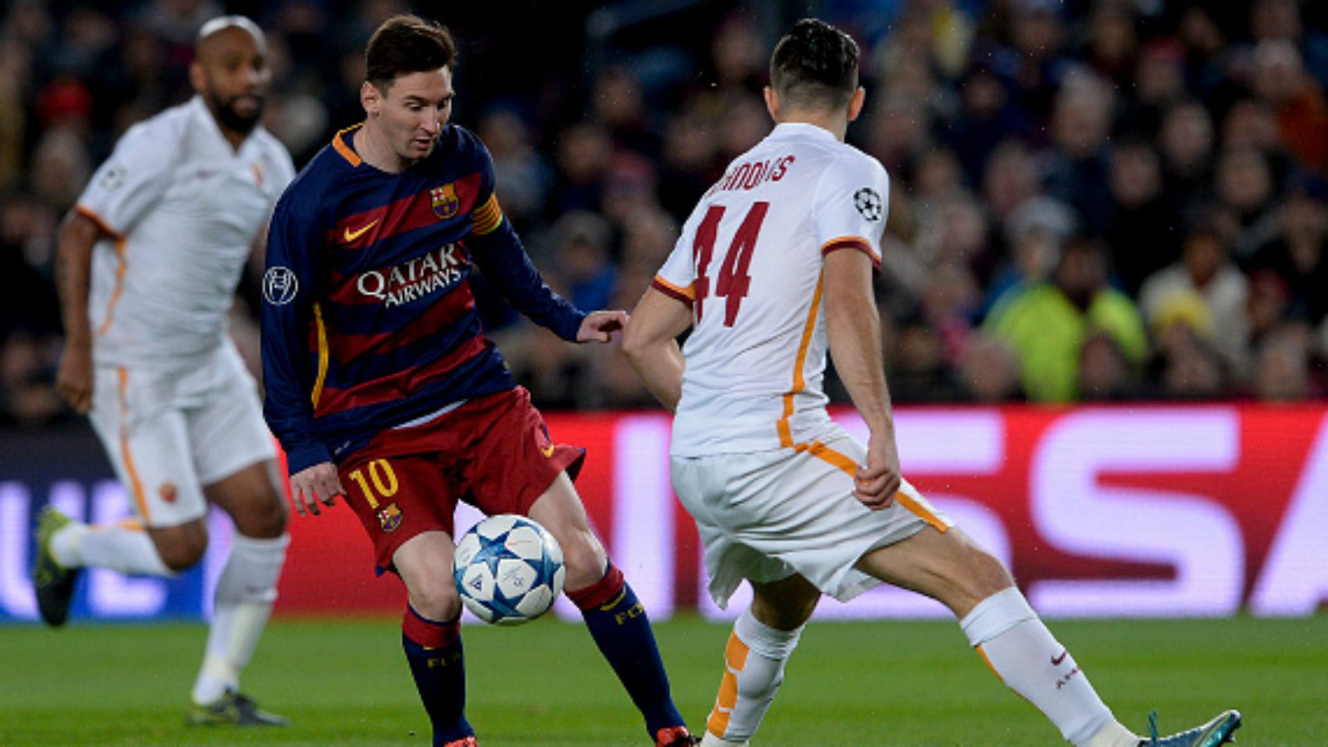 Lionel Messi Manolas Barcelona Roma Champions League
