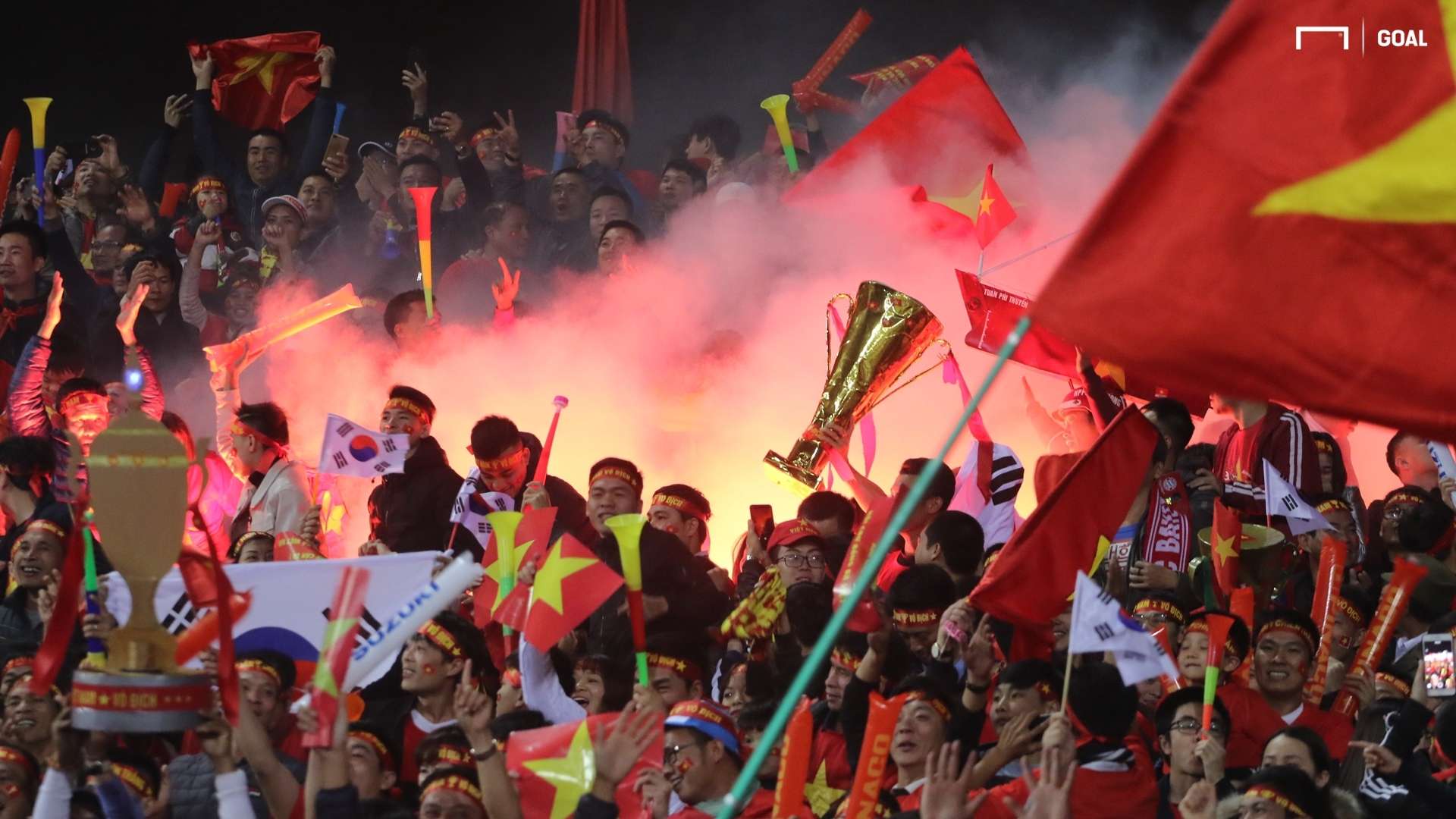 Flares Vietnam Malaysia AFF Cup 2018 final