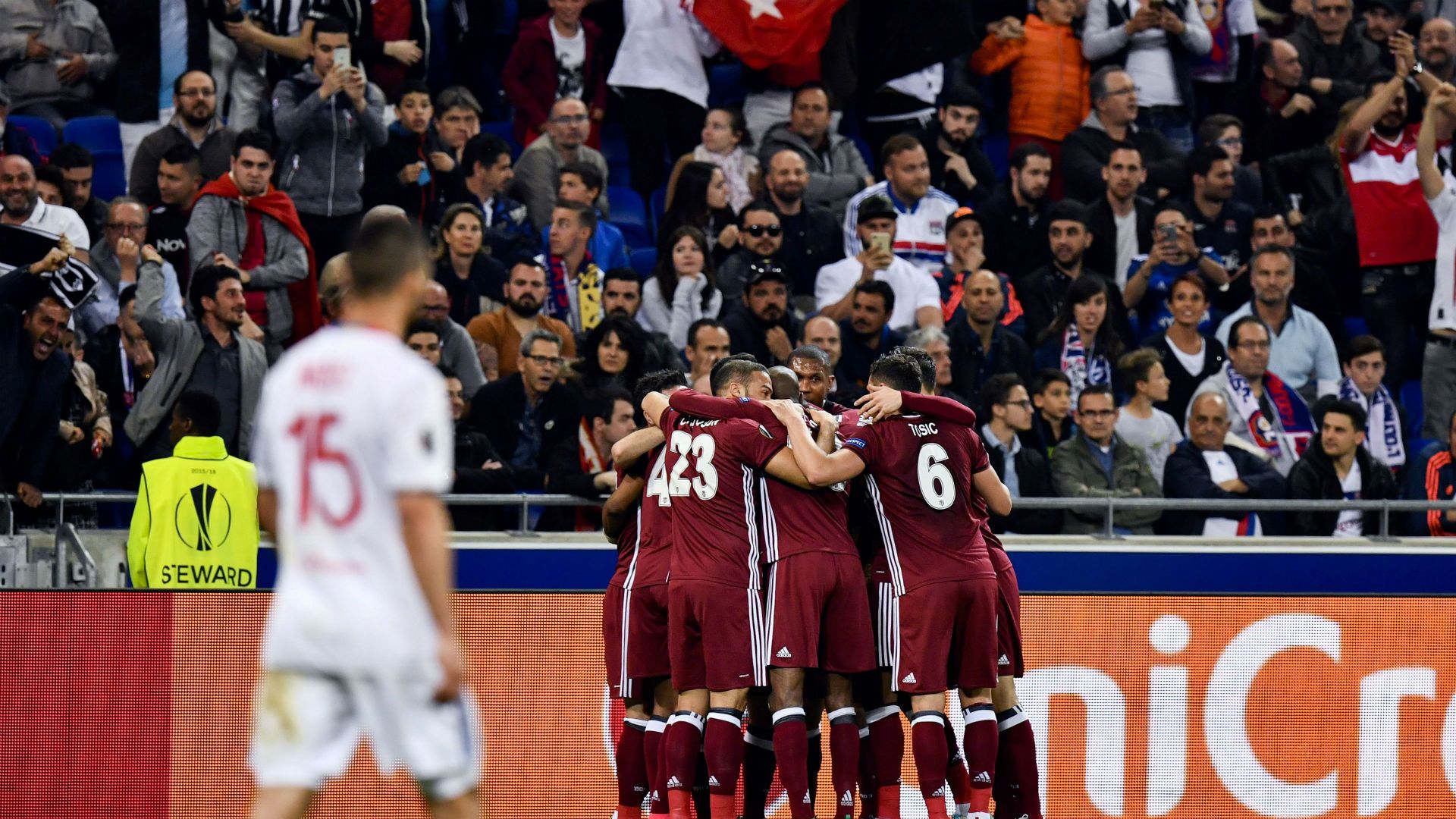 Ryan Babel Lyon Besiktas UEFA Europa League 13042017