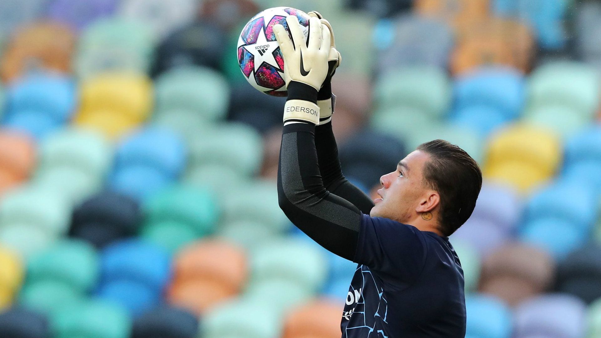 Ederson Manchester City vs Lyon Champions League 2019-20