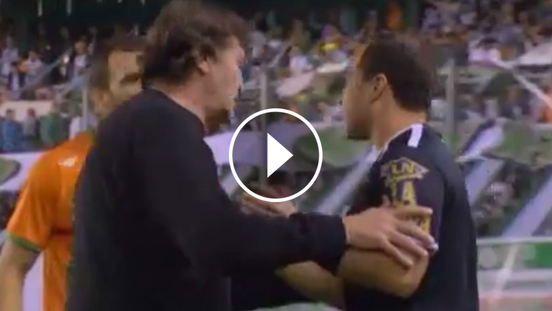 Julio Falcioni Banfield Racing Video Play