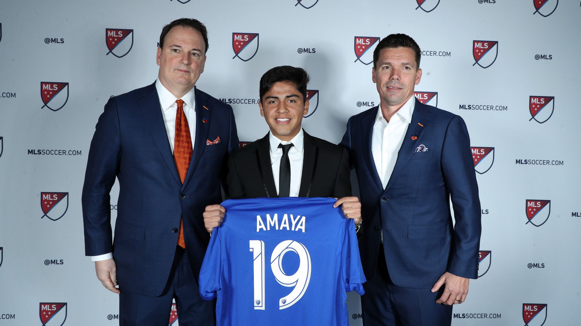 Frankie Amaya FC Cincinnati 01112019
