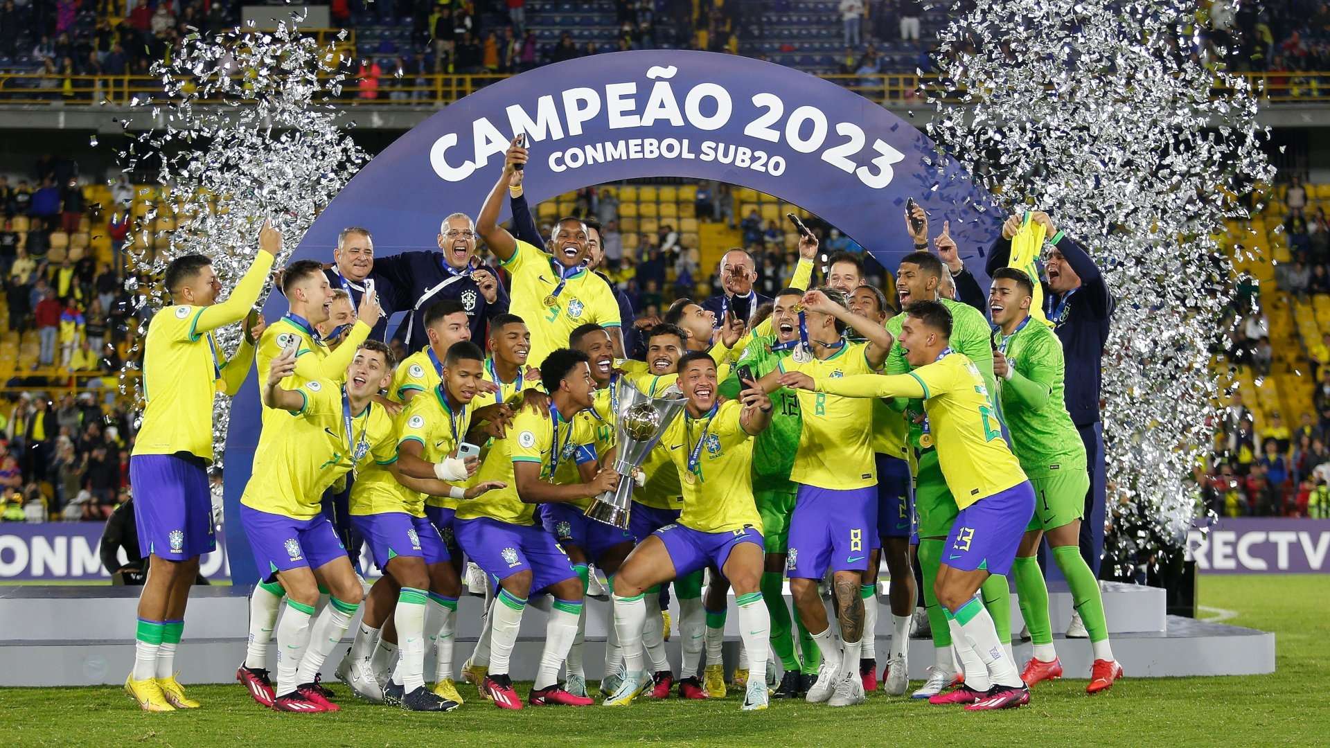 Seleção brasileira sub-20 comemora o título de campeão do Sul-Americano sub-20 2023