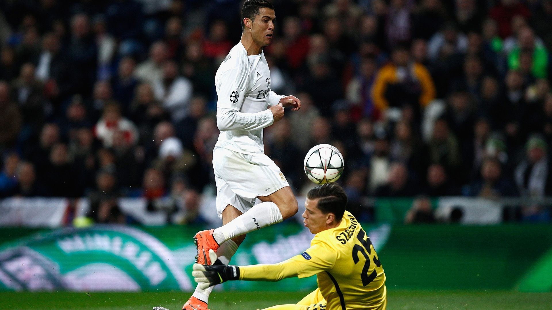 Cristiano Ronaldo Wojciech Szczesny Real Madrid Roma 03082016
