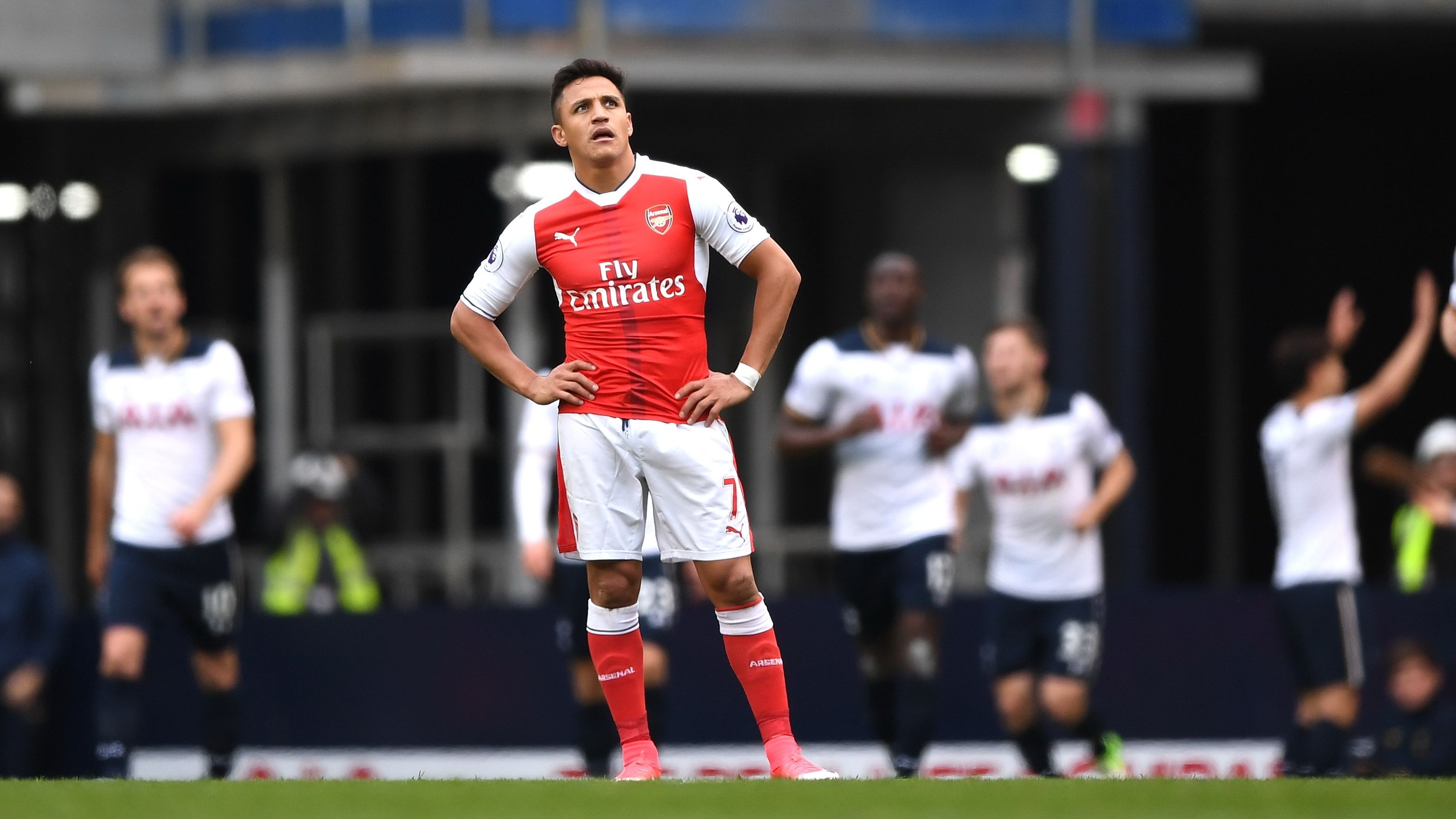Alexis Sanchez Tottenham Arsenal Premier League