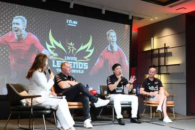 “LIVING LEGENDS: THE RED DEVILS” 5