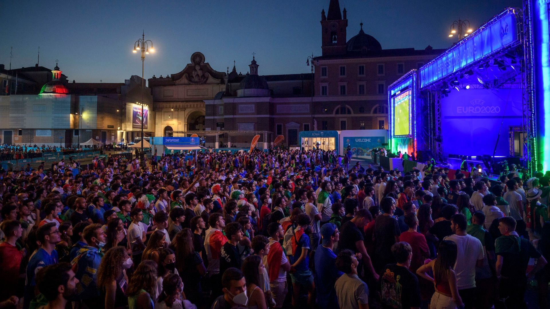 Pantalla gigante fútbol