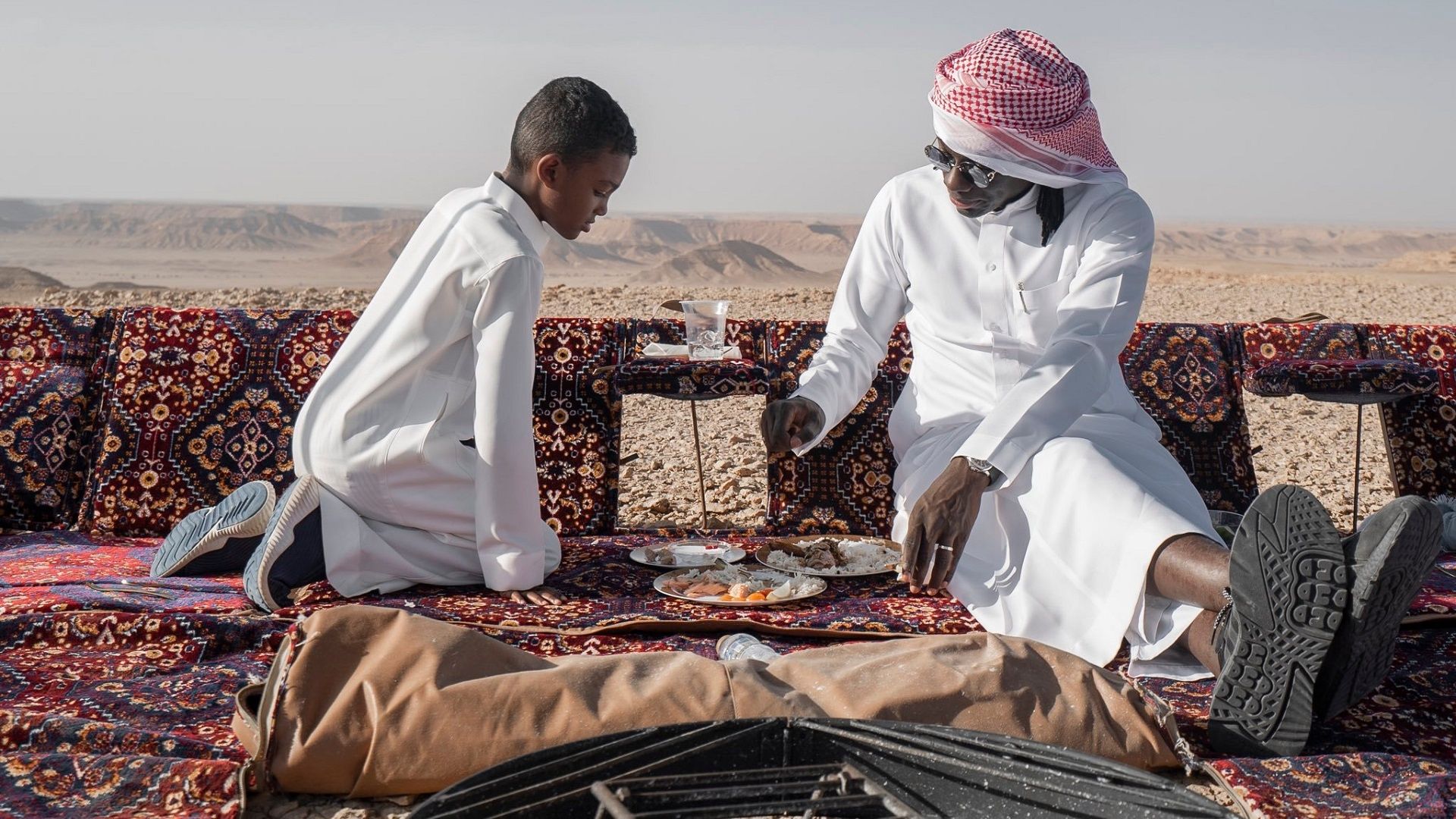 بافيتيمبي جوميس ونجله