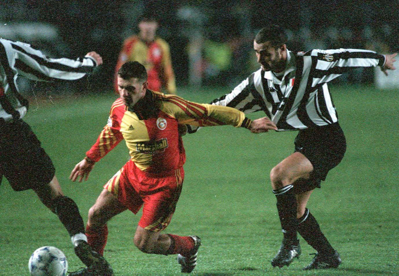 Okan Buruk Galatasaray Juventus UEFA Champions League 12/03/98