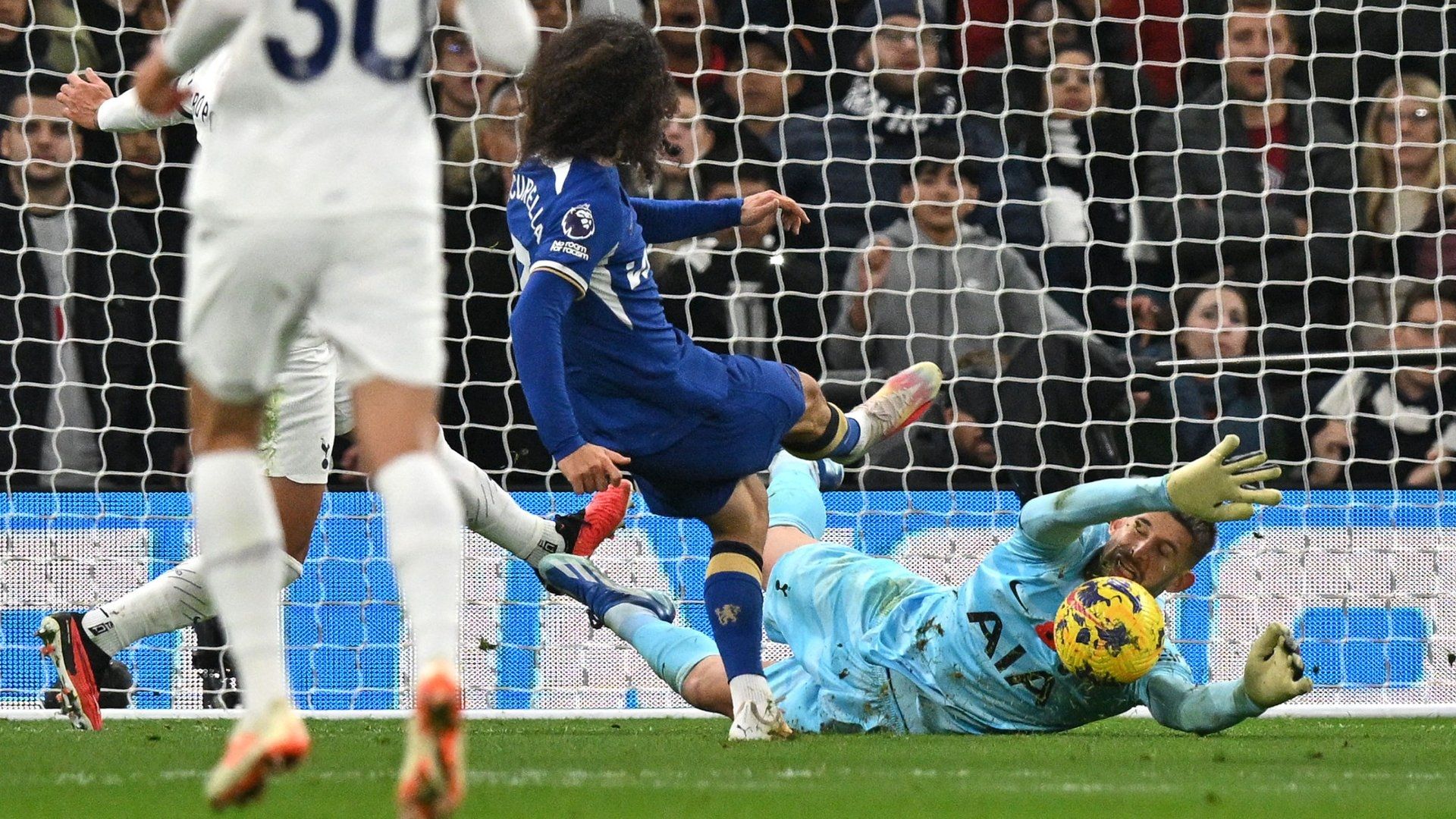 Marc Cucurella Vicario Tottenham Chelsea 2023-24