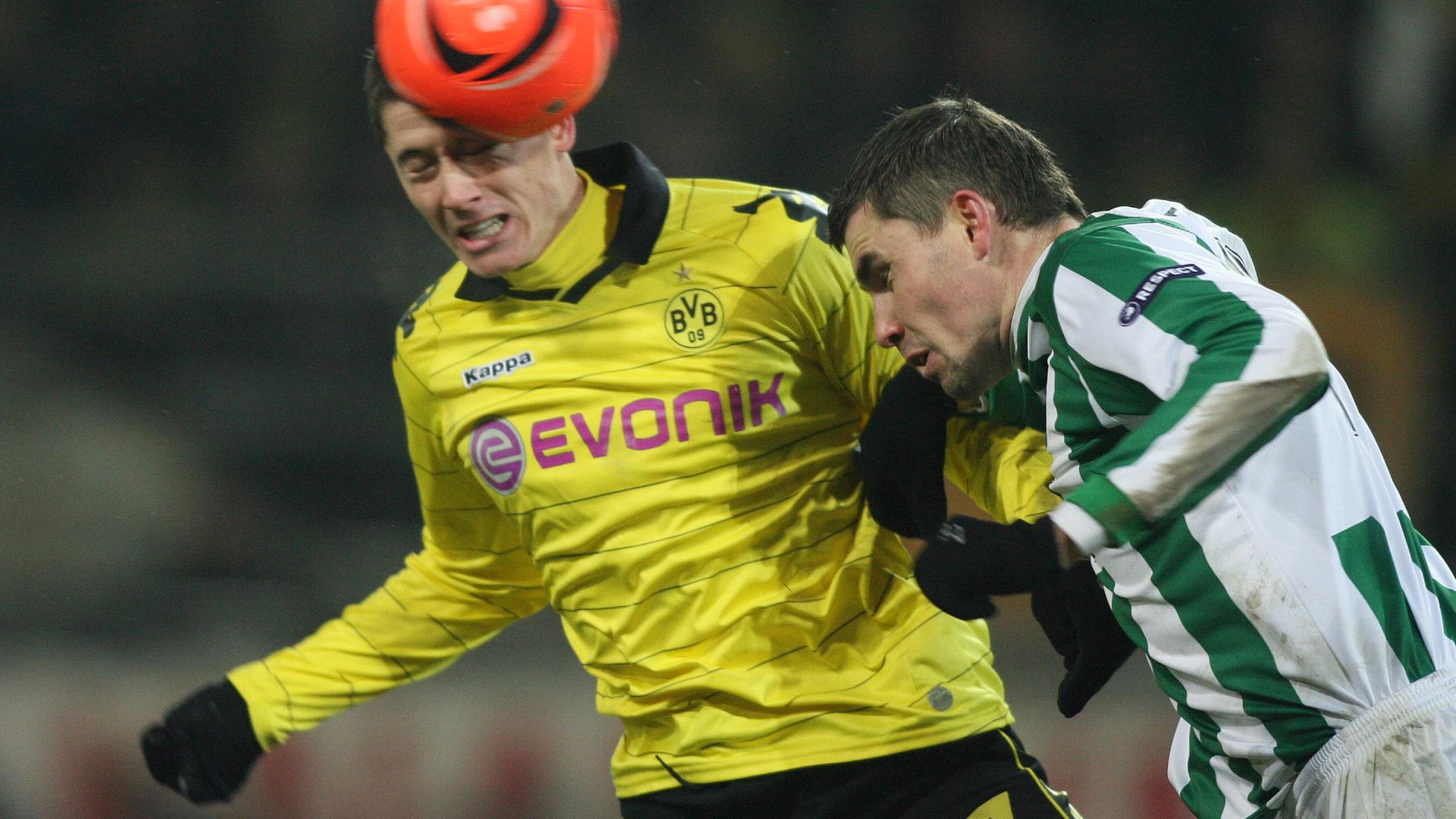 ROBERT LEWANDOWSKI BORUSSIA DORTMUND