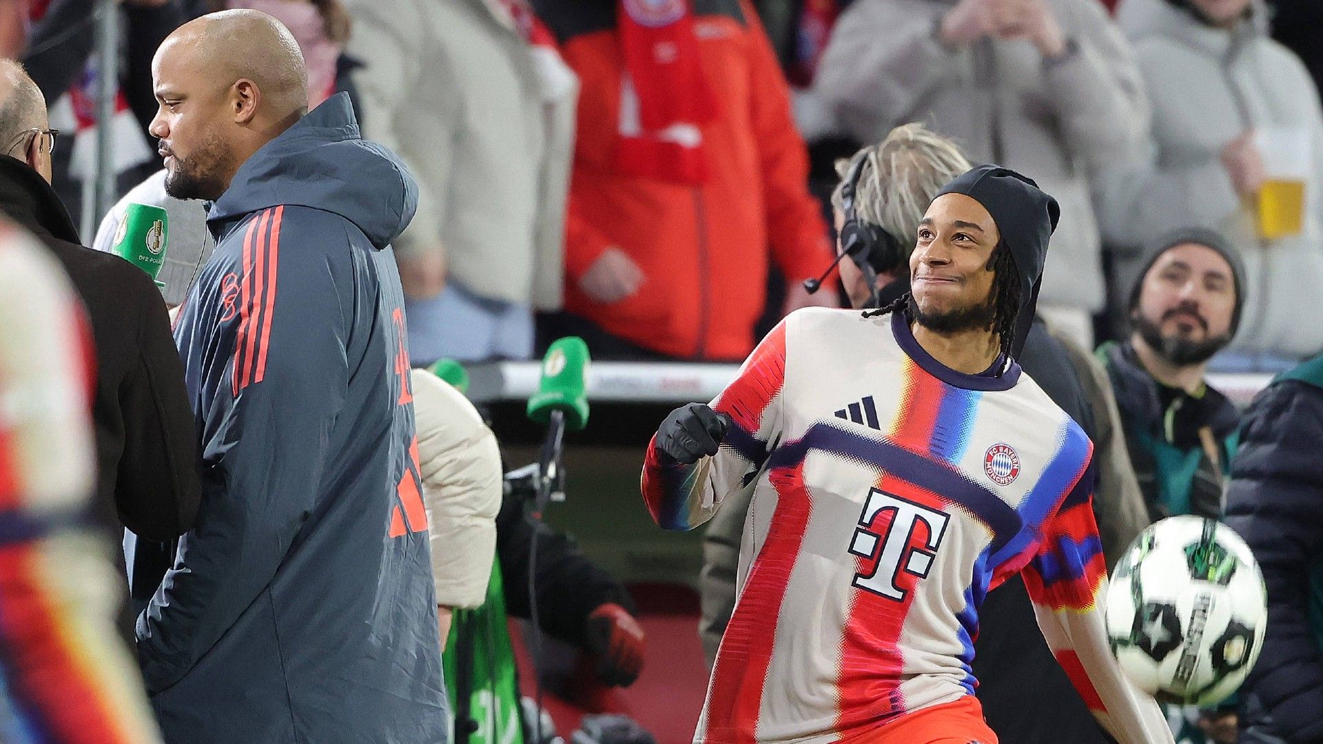 VINCENT KOMPANY MICHAEL OLISE BAYERN MÜNCHEN 