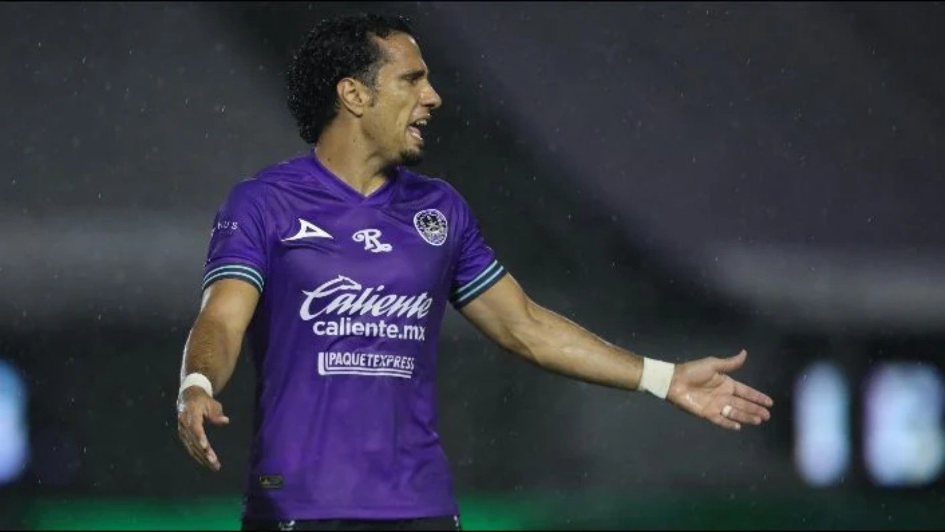 Camilo Sanvezzo Mazatlán 160920