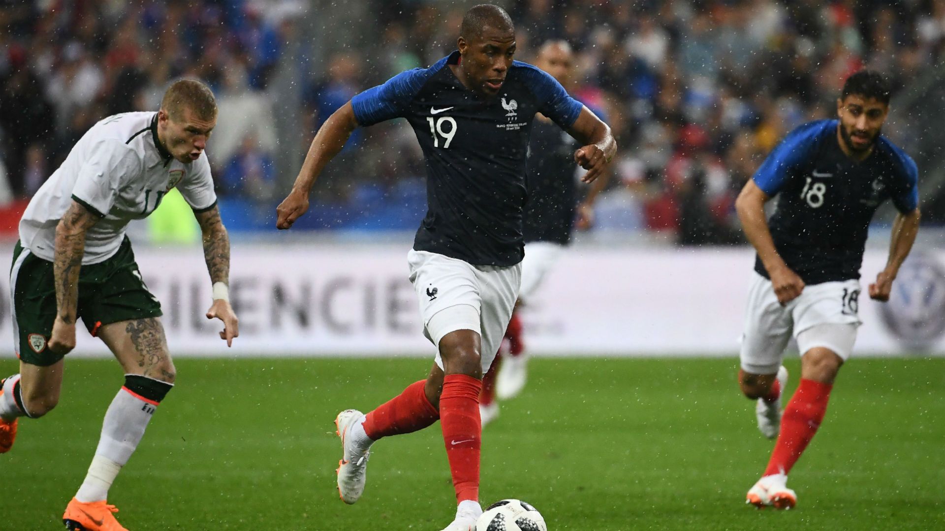 Djibril Sidibé France Irlande