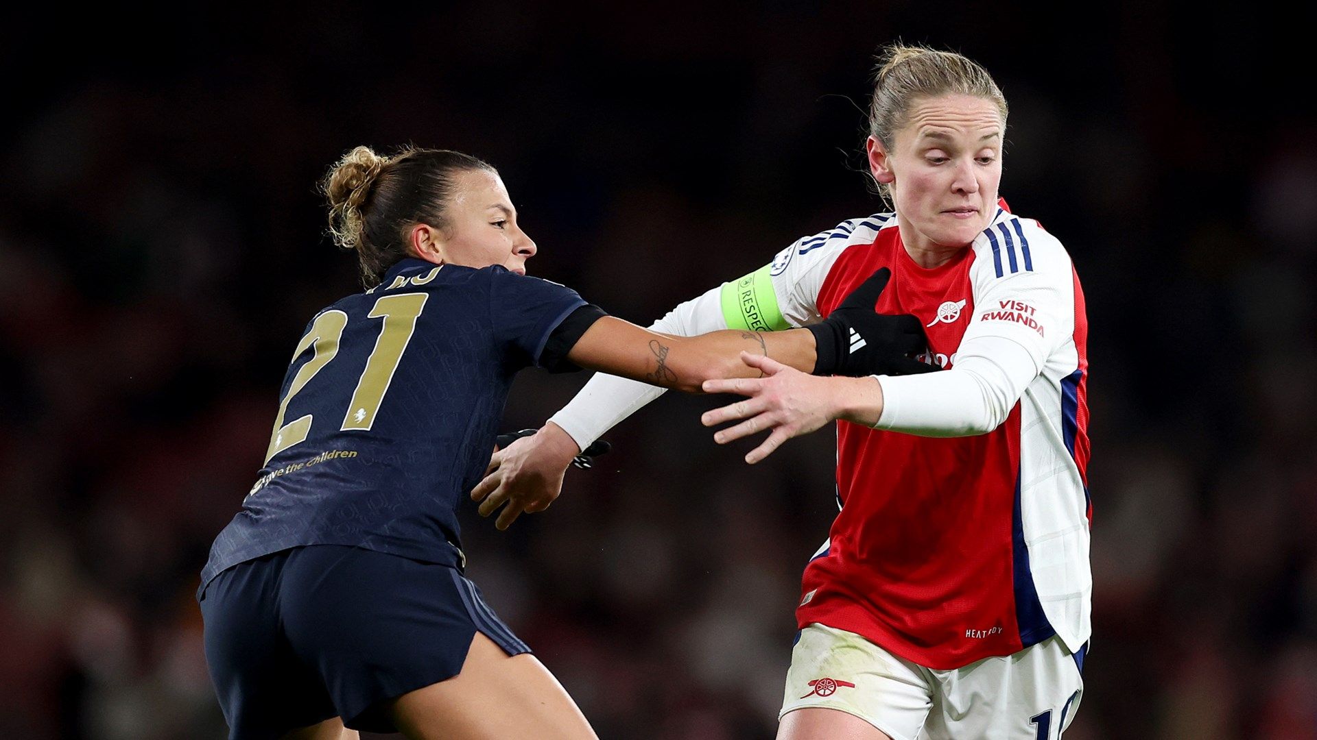 Arianna Caruso Kim Little Juventus Arsenal Women 2024-25