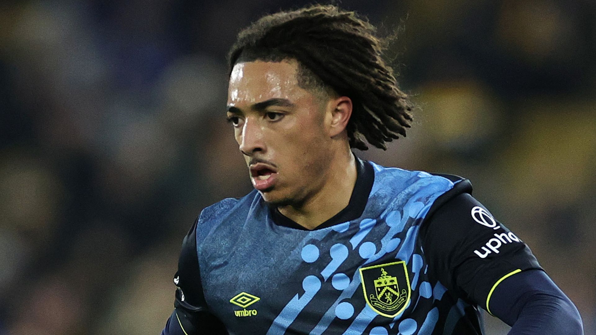 Luca Koleosho Burnley 2023-24