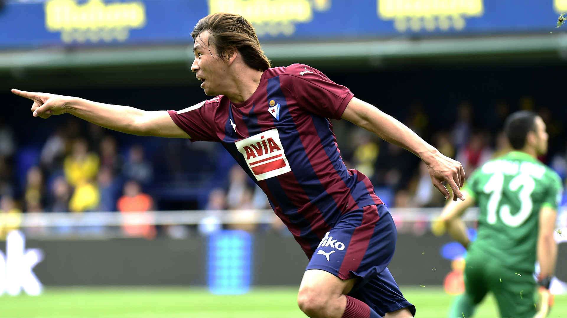 2017-04-06-eibar-takashi-inui