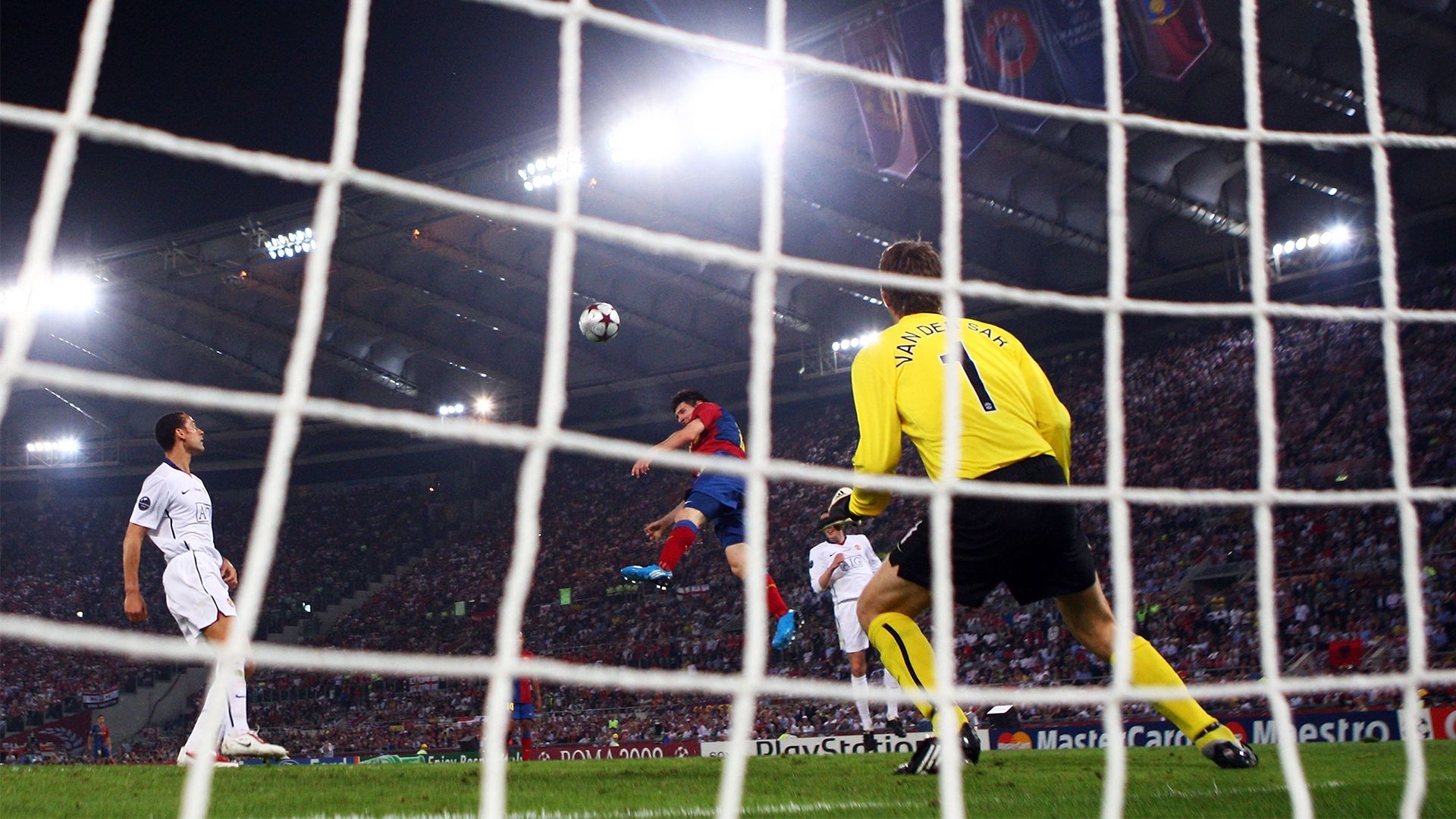 Messi heads in against Manchester United