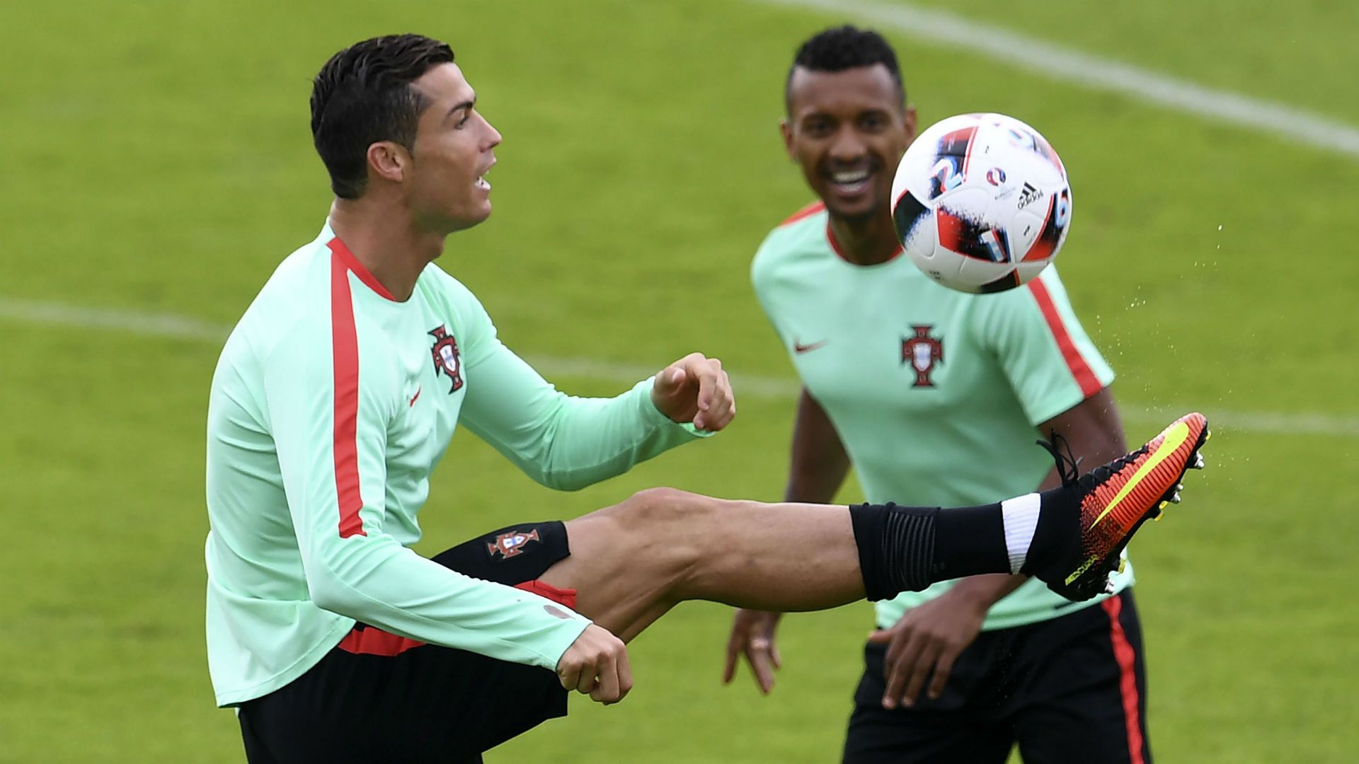 cristiano ronaldo nani - portugal training - euro 2016 - 24062016