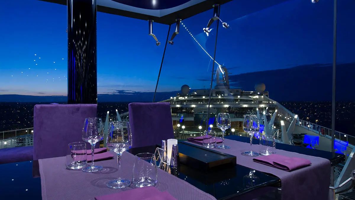 Navio 'Ney em Alto Mar'